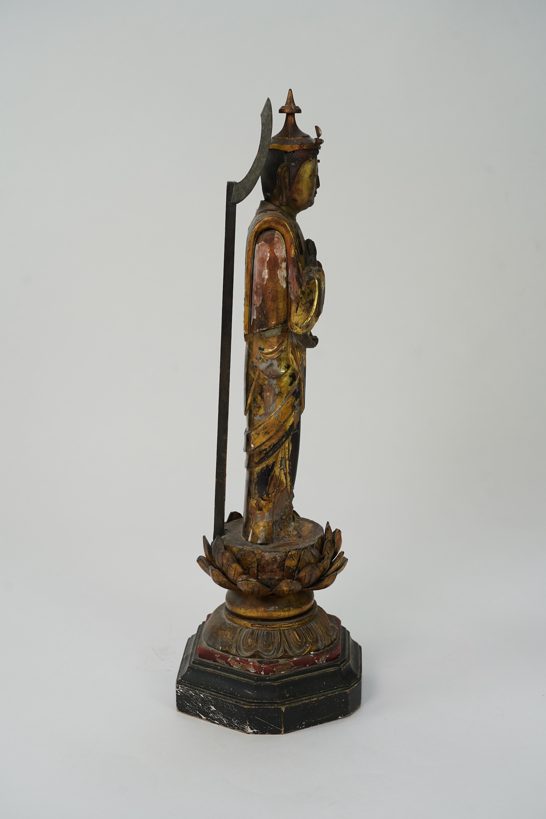 A tall Japanese giltwood standing figure of Kannon, 19th century